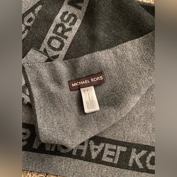 MICHAEL Michael Kors Other - Micheal Kors Mens Scarf